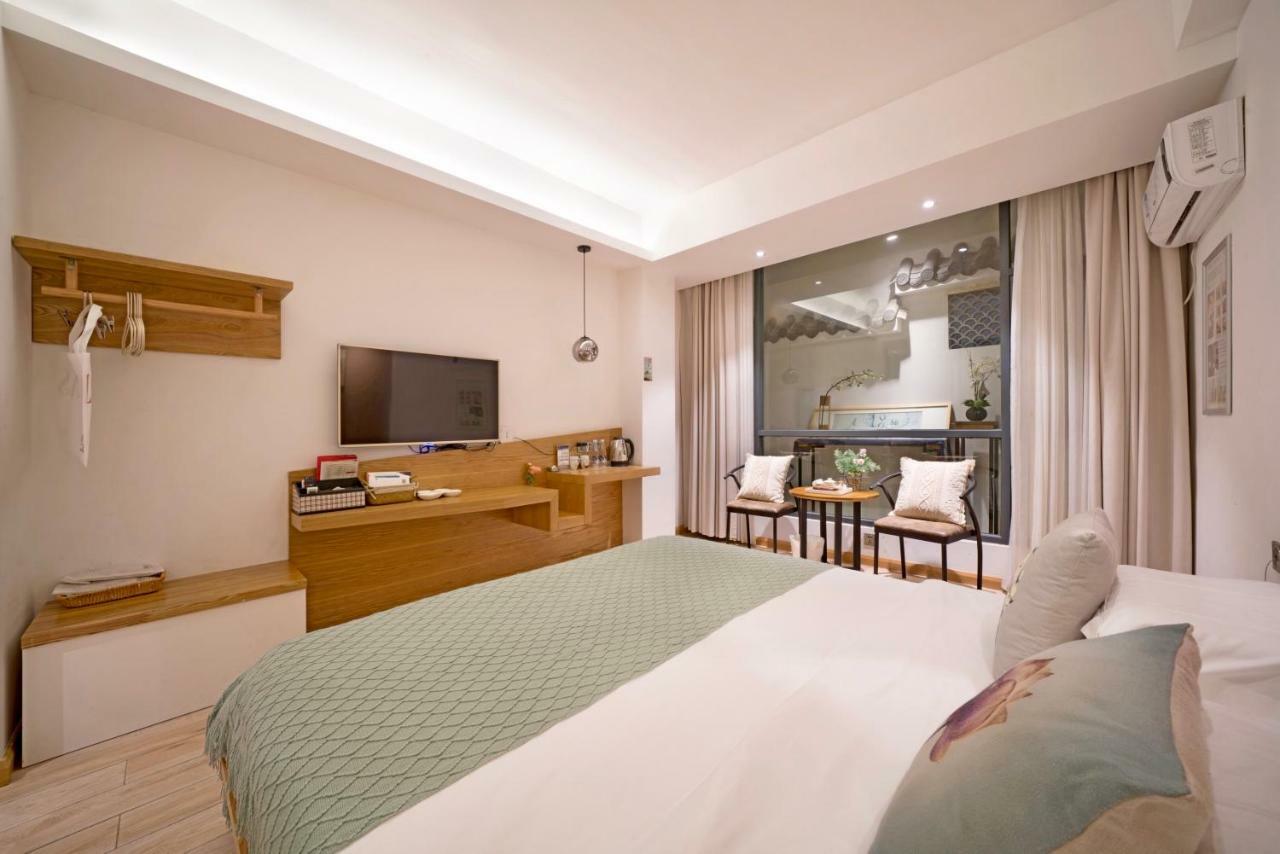 Ancient Street No.5 Youth Chic Hotel Wuyishan  Exterior photo